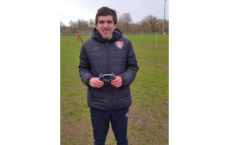 Alban, digne représentant des Robros au tournoi E-Foot des Pays de la Loire